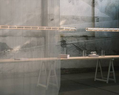 Flos-luce orizzontale